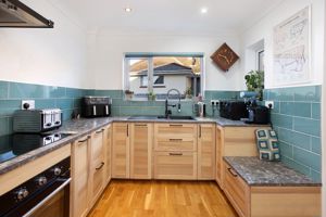 Photo 16- click for photo gallery